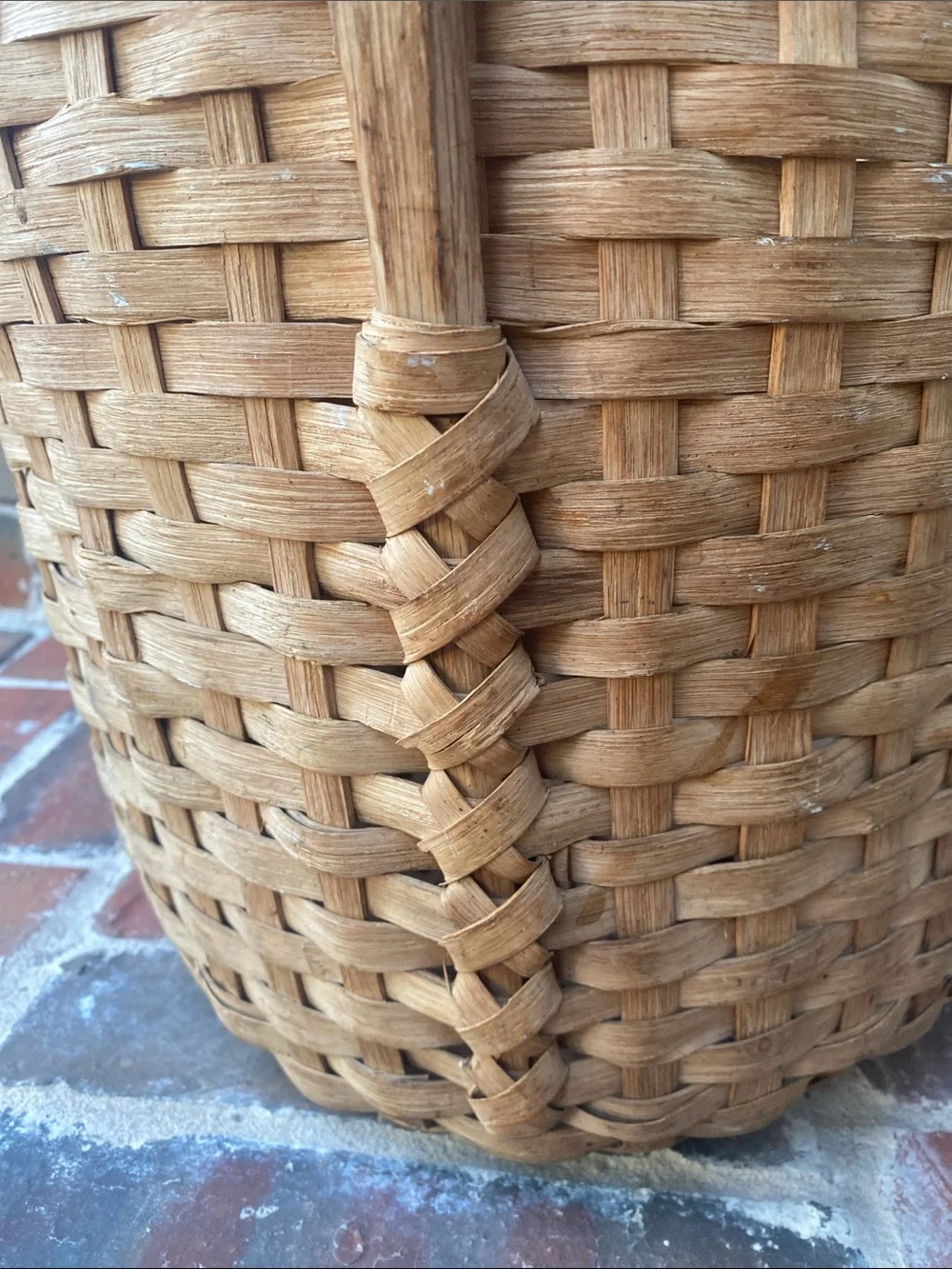 Large Antique American Splint Oak Gathering Basket in Natural Tan